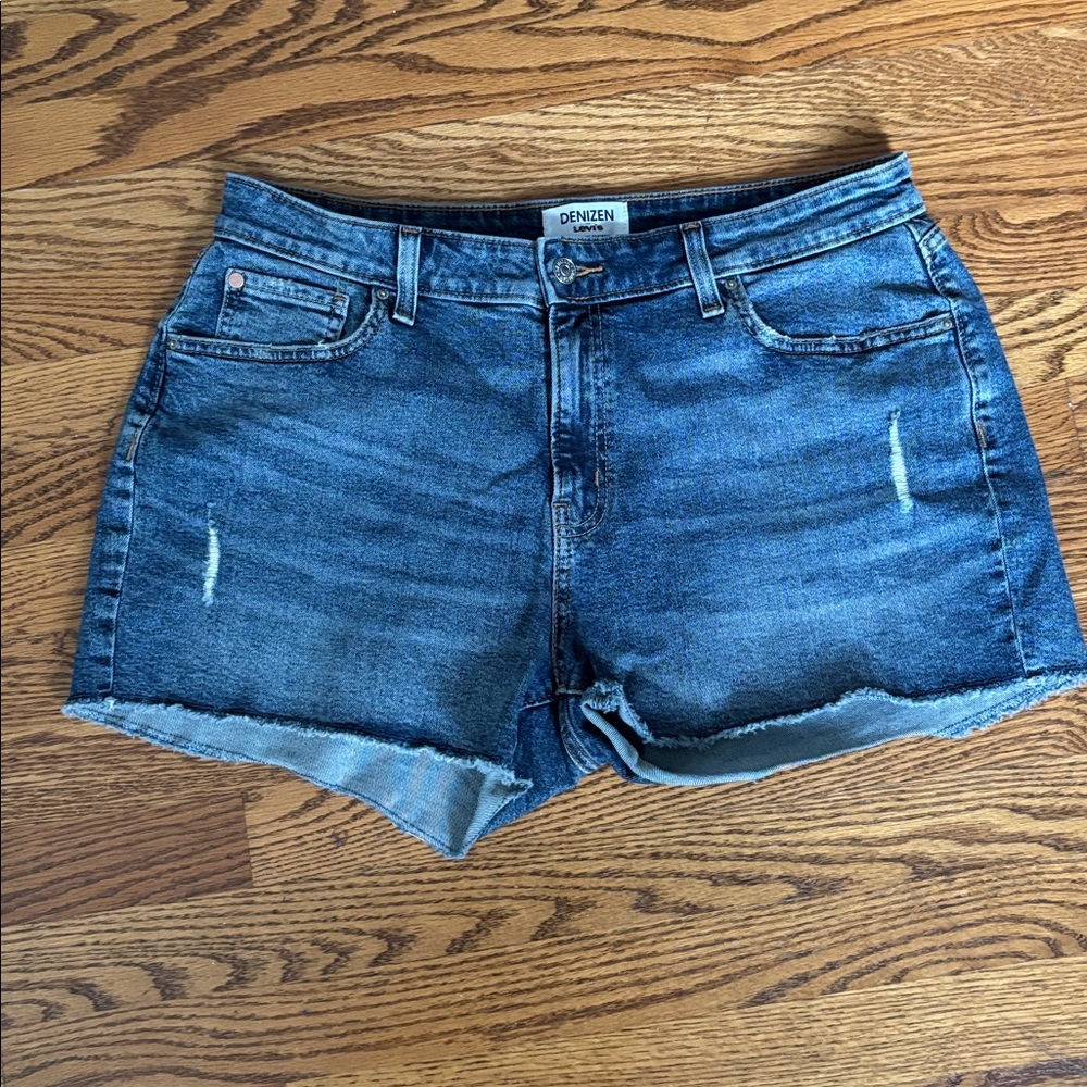 Denizen Levi's Women's Deep Blue Jean Shorts